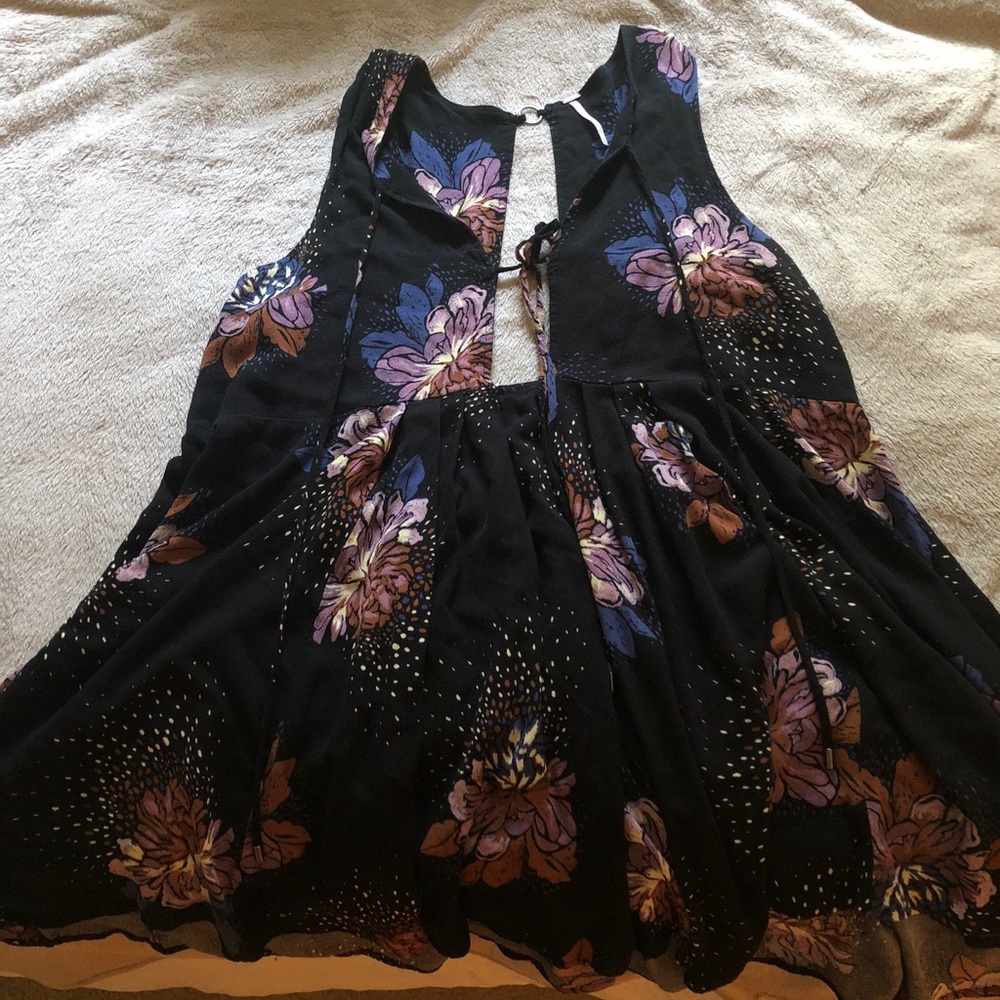 FREE PEOPLE— brand new mini dress